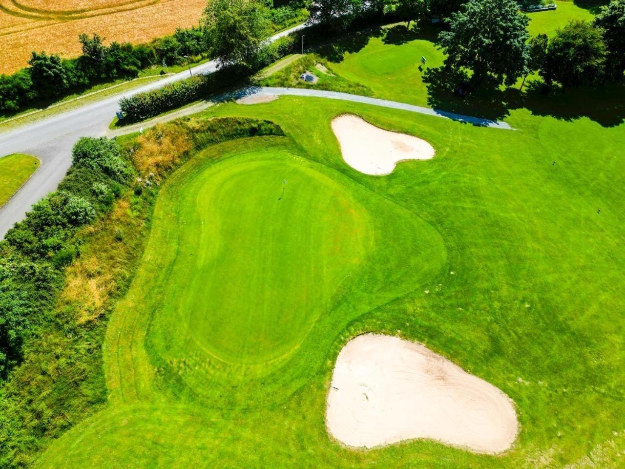 L'Hotel Et Restaurant Du Golf De Clervaux Eselborn Zewnętrze zdjęcie