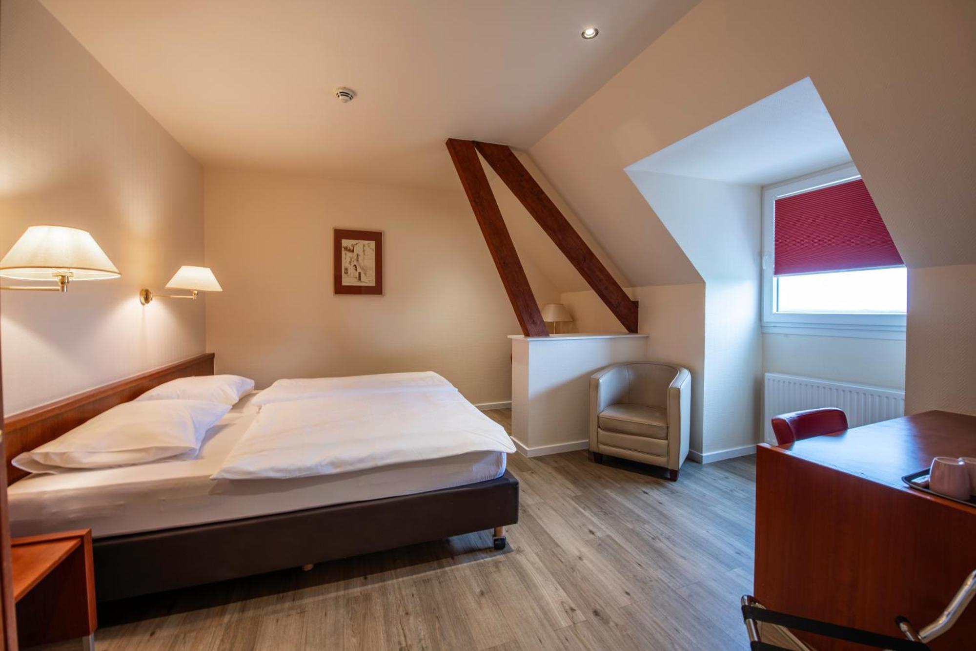 L'Hotel Et Restaurant Du Golf De Clervaux Eselborn Zewnętrze zdjęcie